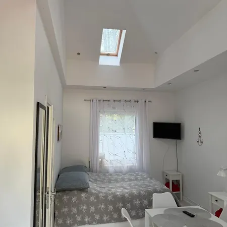Mare Apartamenty, Taras & Grill, Parking 아파트 포비에로보
